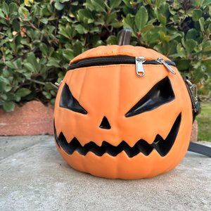 La Femme en Noir Sleepy Hollow™ Pumpkin Bag (large) NWT